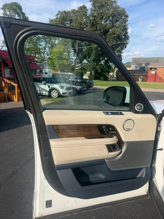 2018 Land Rover Range Rover L405 - Image 10 of 20