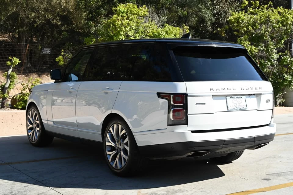 2018 Land Rover Range Rover L405 - Image 5 of 17