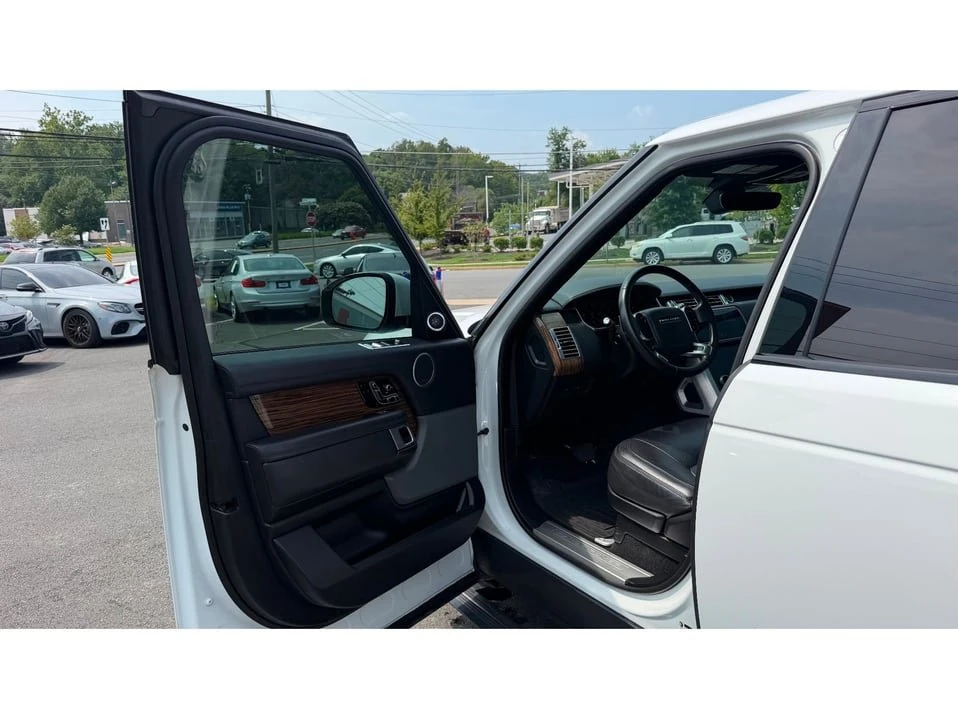 2018 Land Rover Range Rover L405 - Image 19 of 20