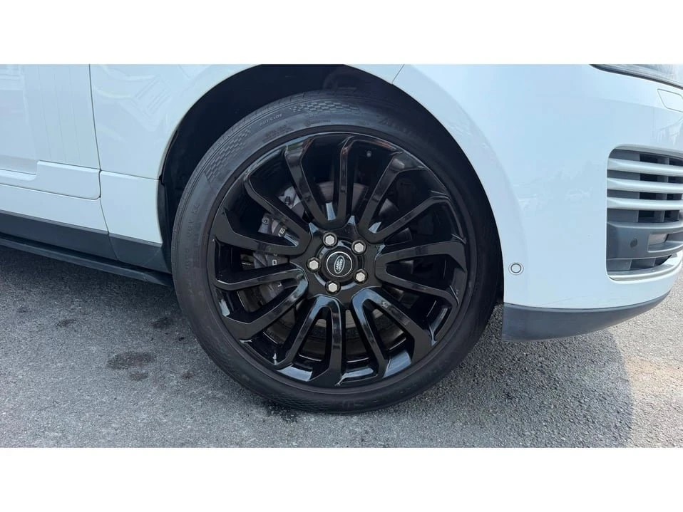 2018 Land Rover Range Rover L405 - Image 14 of 20