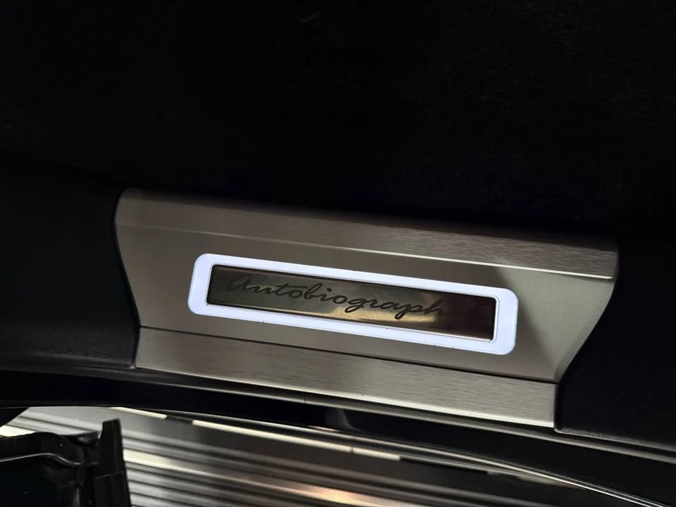 2018 Land Rover Range Rover L405 - Image 12 of 19