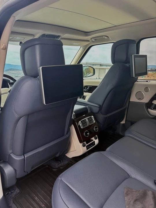 2018 Land Rover Range Rover L405 - Image 14 of 19