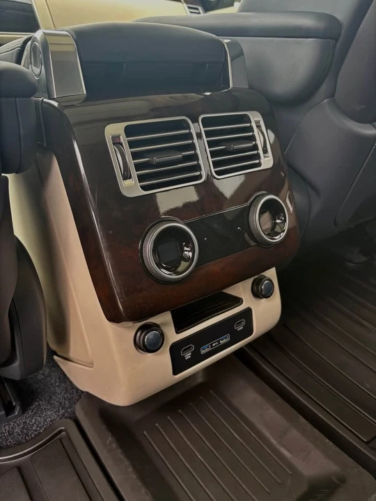2018 Land Rover Range Rover L405 - Image 15 of 19