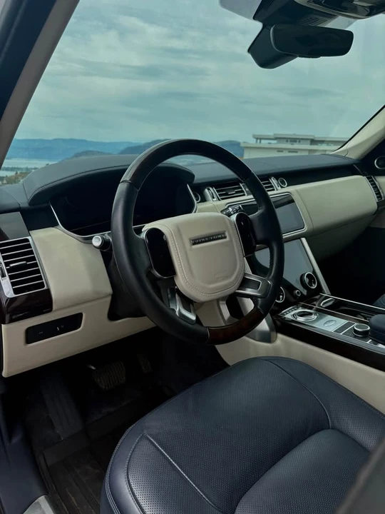 2018 Land Rover Range Rover L405 - Image 8 of 19