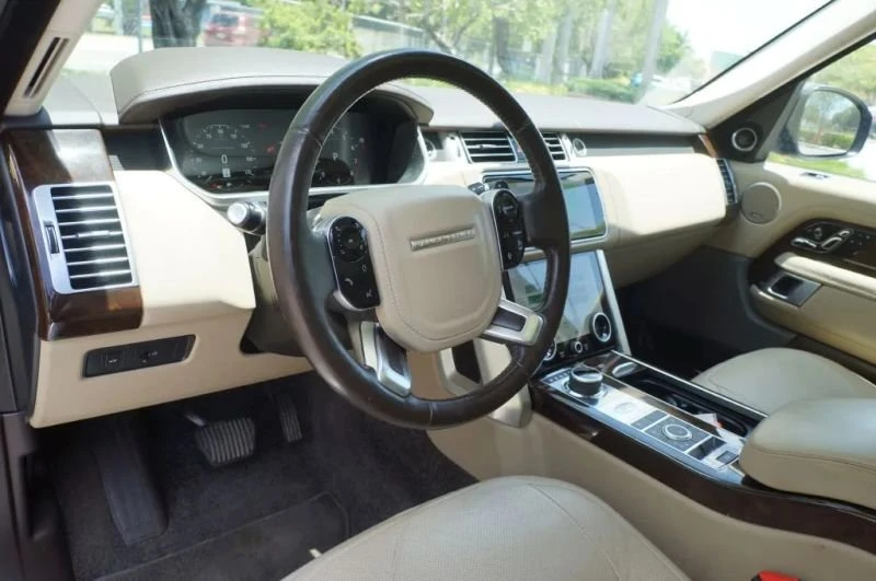 2018 Land Rover Range Rover L405 - Image 12 of 20