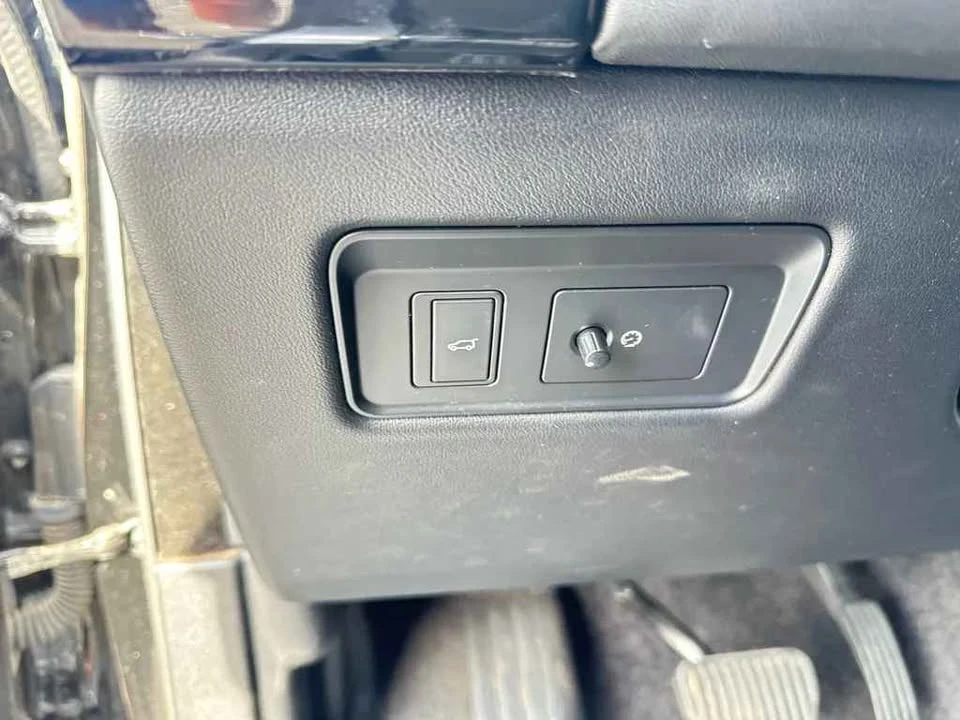 2018 Land Rover Range Rover L405 - Image 9 of 20