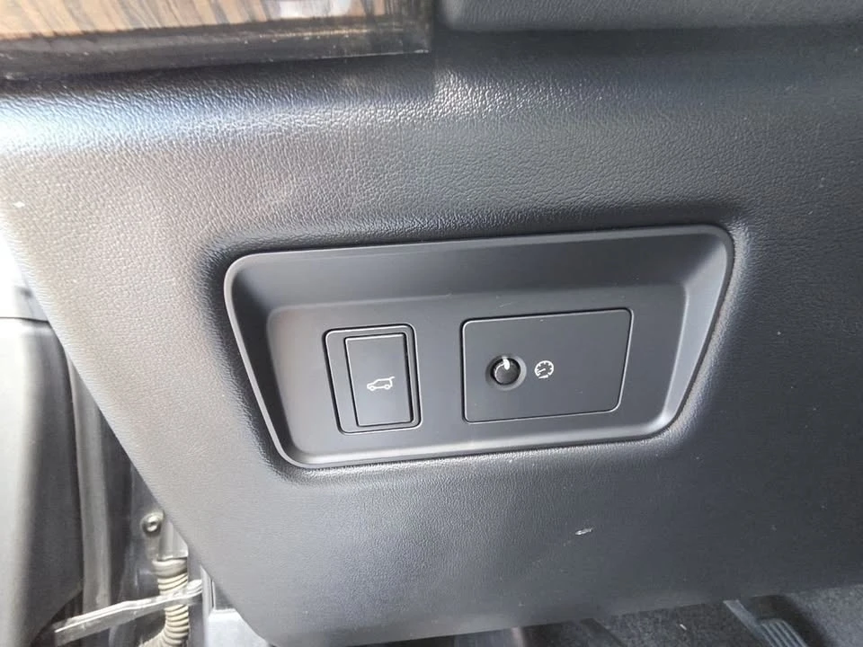 2018 Land Rover Range Rover L405 - Image 17 of 20