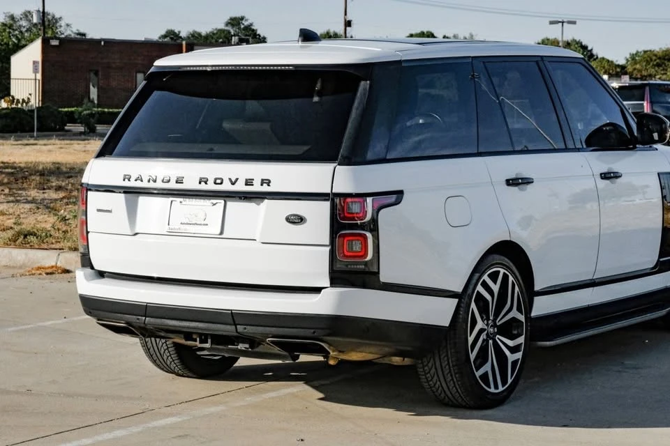 2018 Land Rover Range Rover L405 - Image 11 of 20
