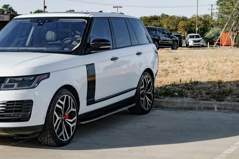2018 Land Rover Range Rover L405 - Image 9 of 20