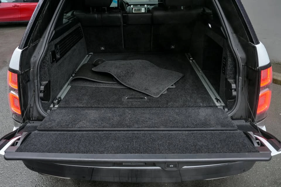 2018 Land Rover Range Rover L405 - Image 10 of 20