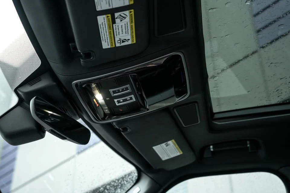2018 Land Rover Range Rover L405 - Image 4 of 20