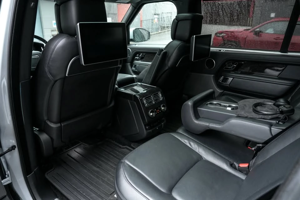 2018 Land Rover Range Rover L405 - Image 5 of 20