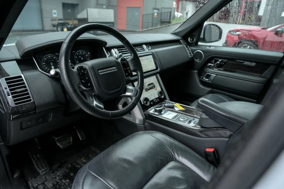 2018 Land Rover Range Rover L405 - Image 8 of 20