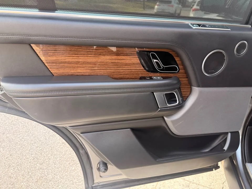2018 Land Rover Range Rover L405 - Image 8 of 20
