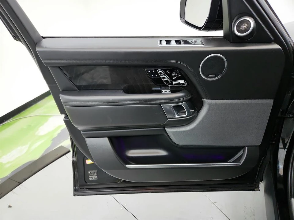 2018 Land Rover Range Rover L405 - Image 23 of 31
