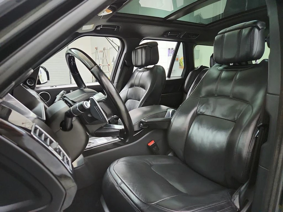 2018 Land Rover - Image 14 of 31