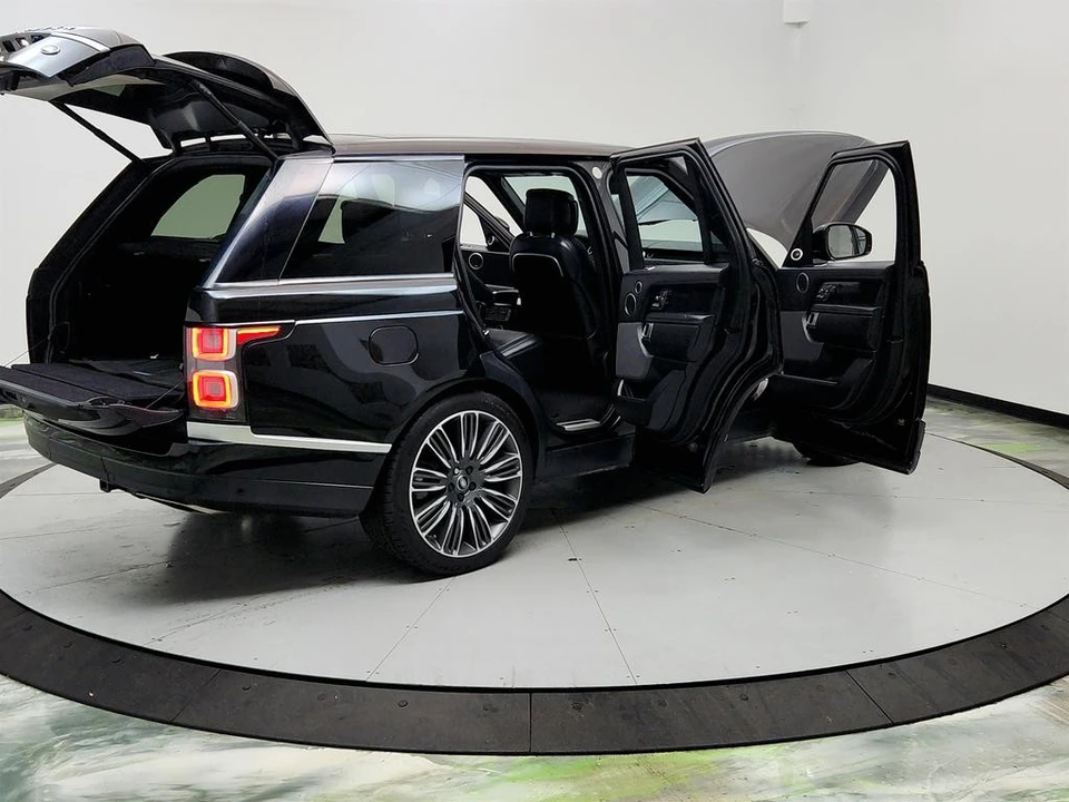 2018 Land Rover - Image 11 of 31