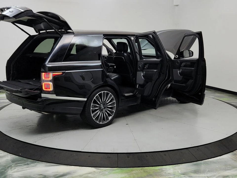 2018 Land Rover Range Rover L405 - Image 10 of 21