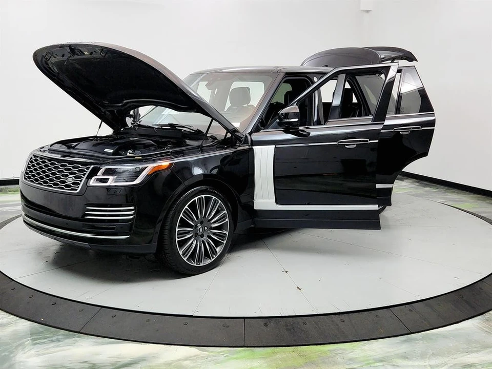 2018 Land Rover - Image 9 of 31