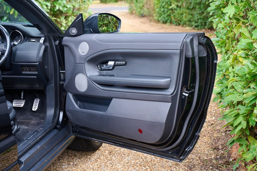 2018 Land Rover Range Rover Evoque 1st Gen - Image 27 of 30