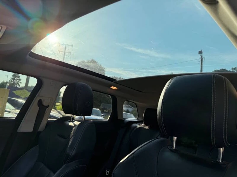 2018 Land Rover Range Rover Evoque 1st Gen - Image 11 of 20
