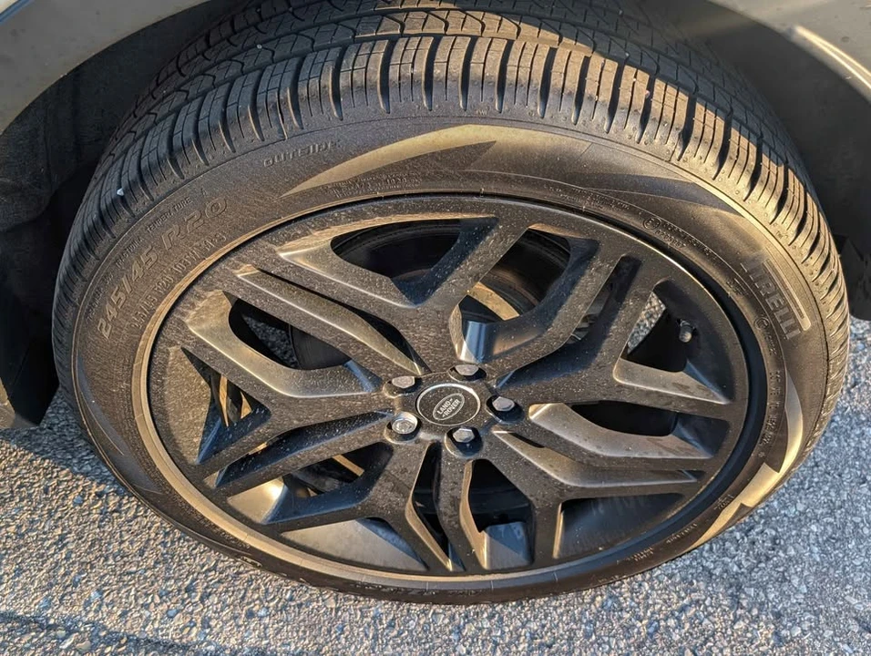 2018 Land Rover Range Rover Evoque 1st Gen - Image 19 of 20