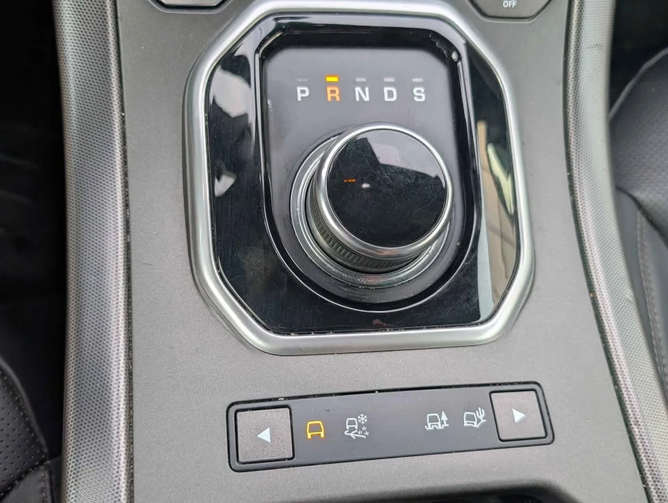 2018 Land Rover Range Rover Evoque 1st Gen - Image 17 of 20