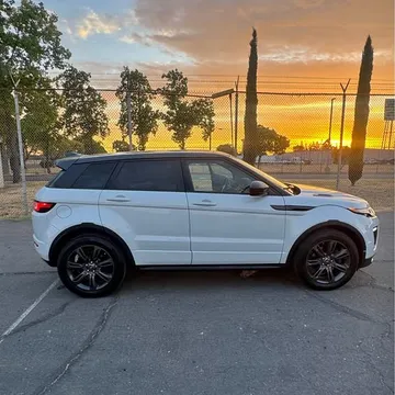 2018 Land Rover Range Rover Evoque SE Premium Sport Utility 4D