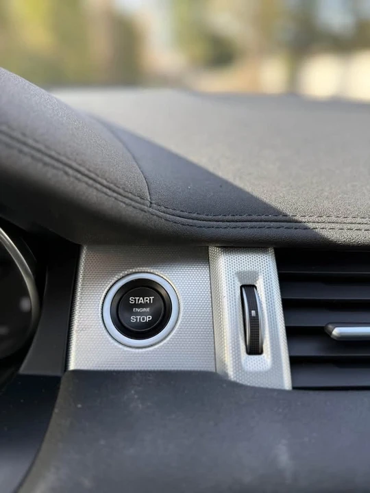 2018 Land Rover Range Rover Evoque 1st Gen - Image 12 of 17