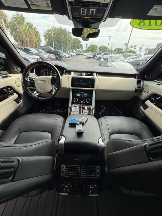 2018 Land Rover Range Rover L405 - Image 11 of 16