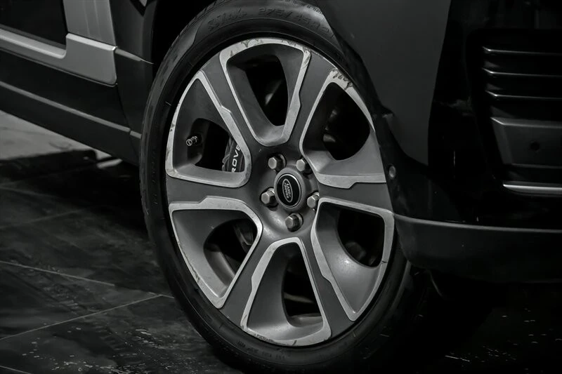 2018 Land Rover Range Rover L405 - Image 3 of 12