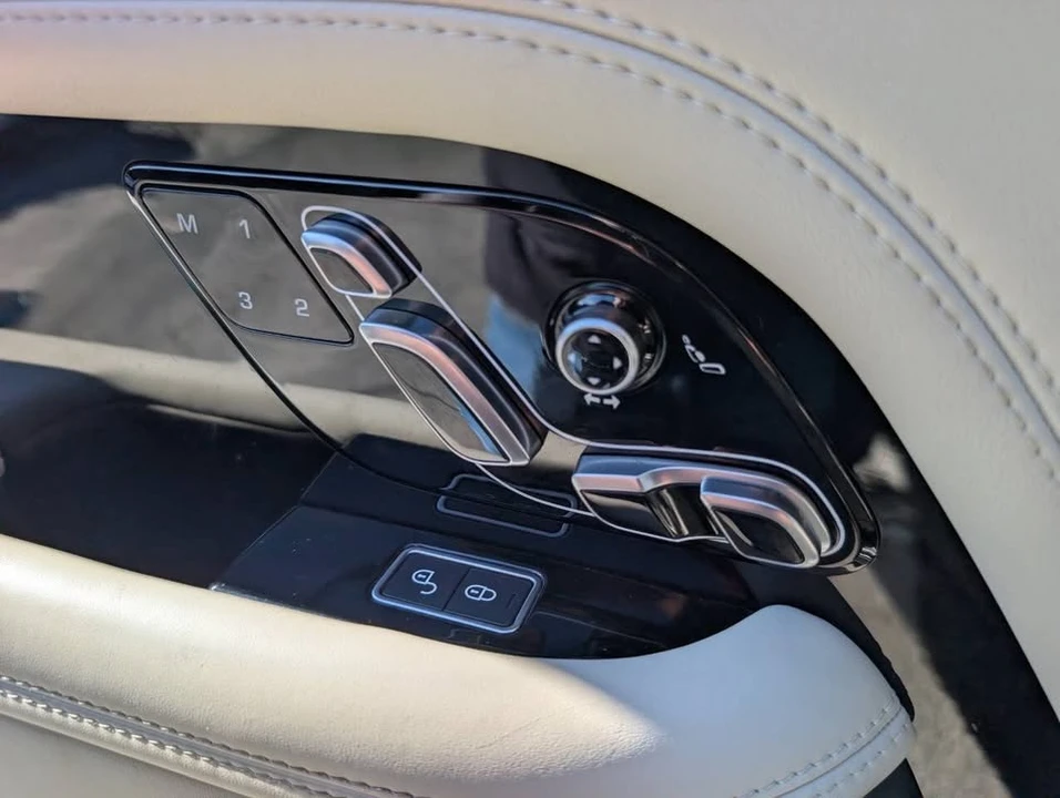2018 Land Rover Range Rover L405 - Image 9 of 20