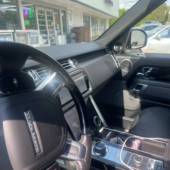 2018 Land Rover Range Rover L405 - Image 8 of 11