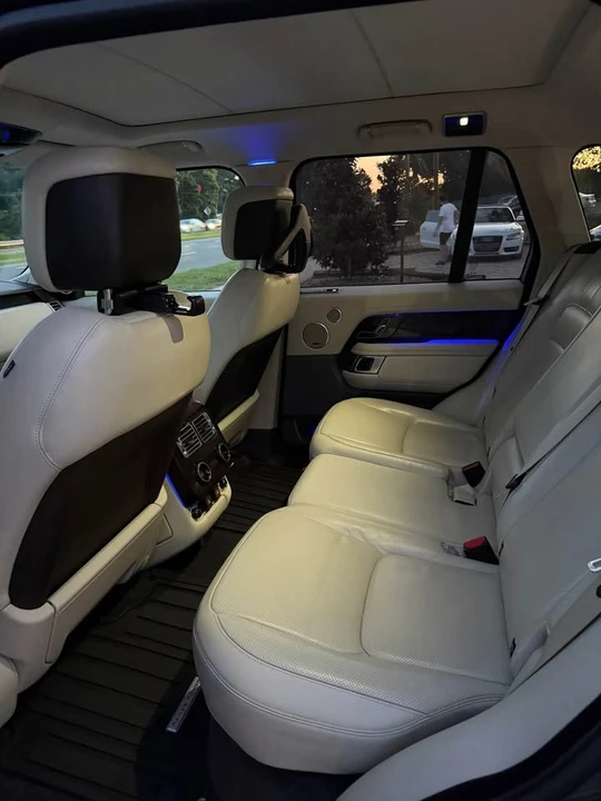 2018 Land Rover Range Rover L405 - Image 12 of 20