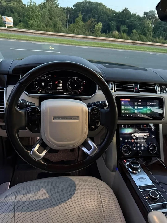2018 Land Rover Range Rover L405 - Image 8 of 20