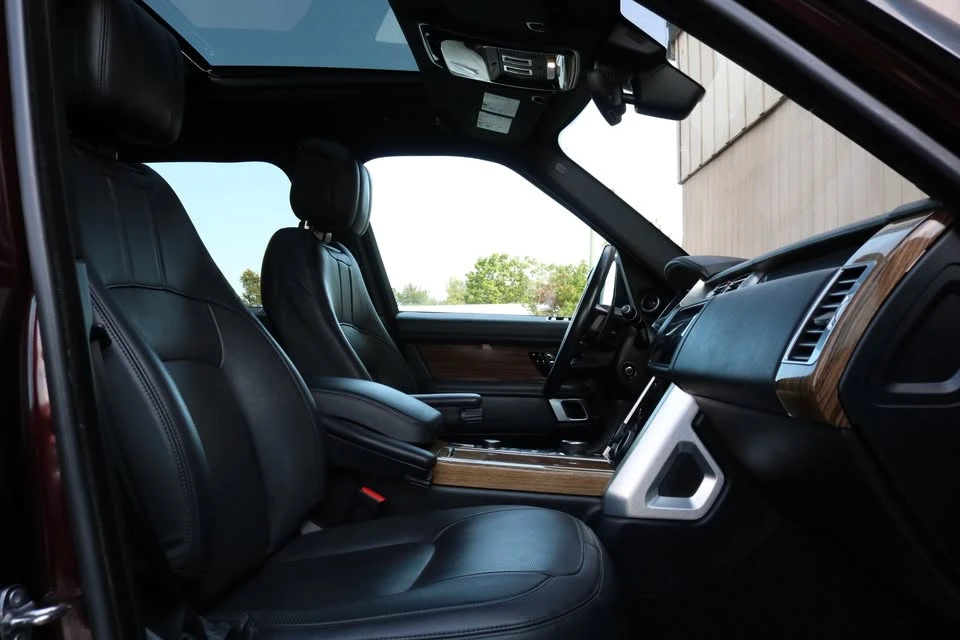 2018 Land Rover Range Rover L405 - Image 18 of 20