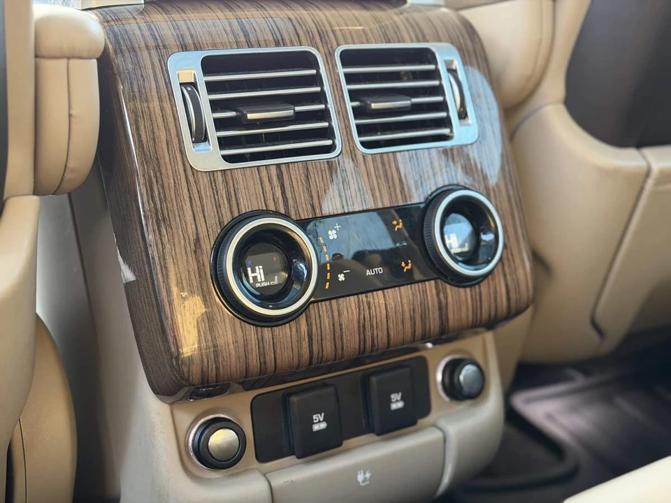 2018 Land Rover Range Rover L405 - Image 28 of 31