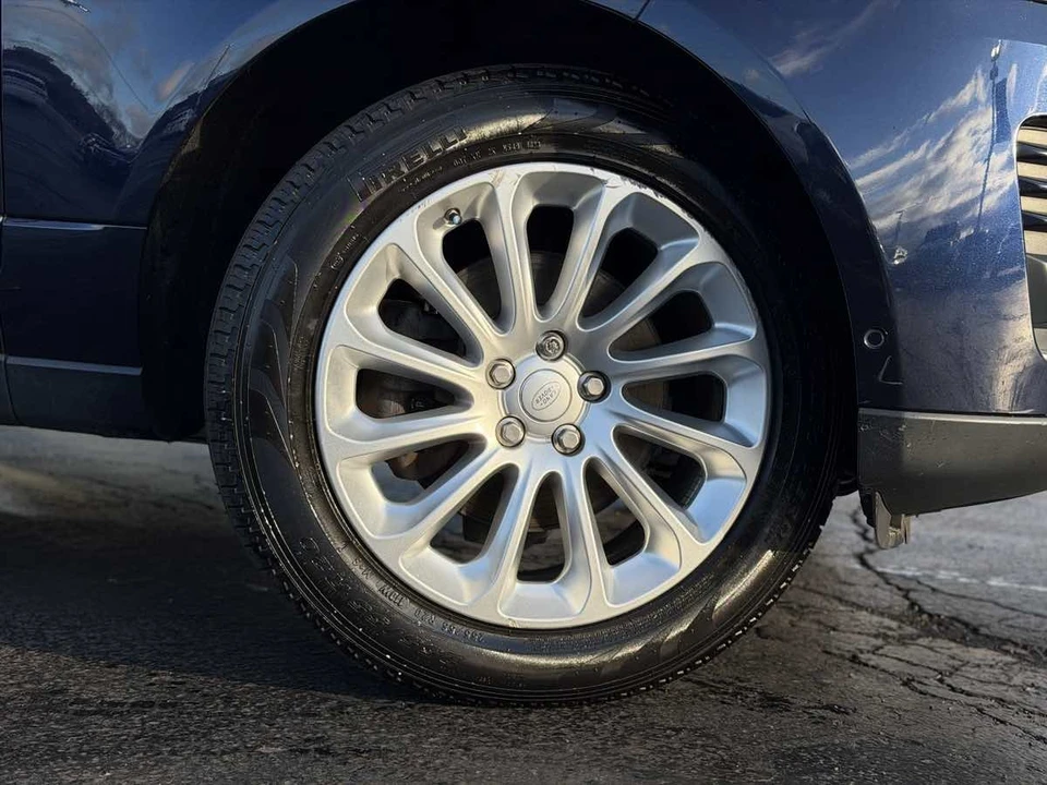 2018 Land Rover Range Rover L405 - Image 6 of 31