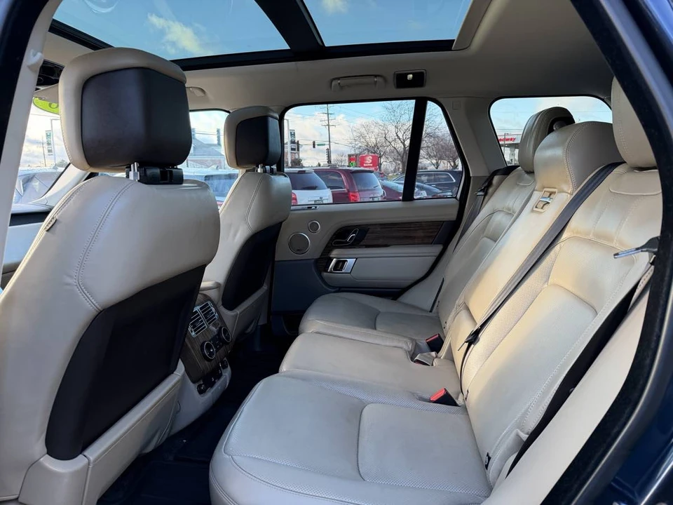 2018 Land Rover Range Rover L405 - Image 23 of 31