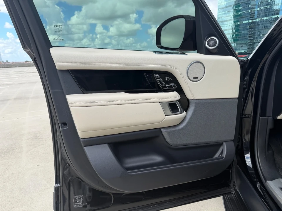 2018 Land Rover Range Rover L405 - Image 9 of 21