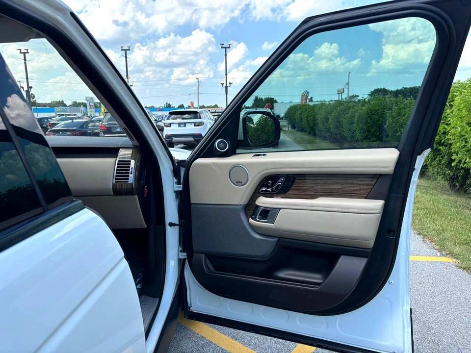 2018 Land Rover Range Rover L405 - Image 16 of 21