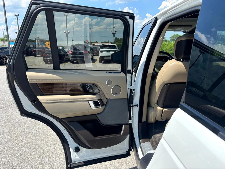 2018 Land Rover Range Rover L405 - Image 13 of 21
