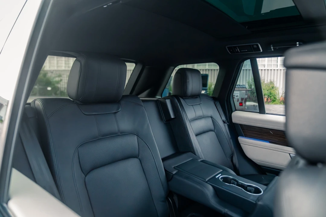 2018 Land Rover Range Rover L405 - Image 7 of 24
