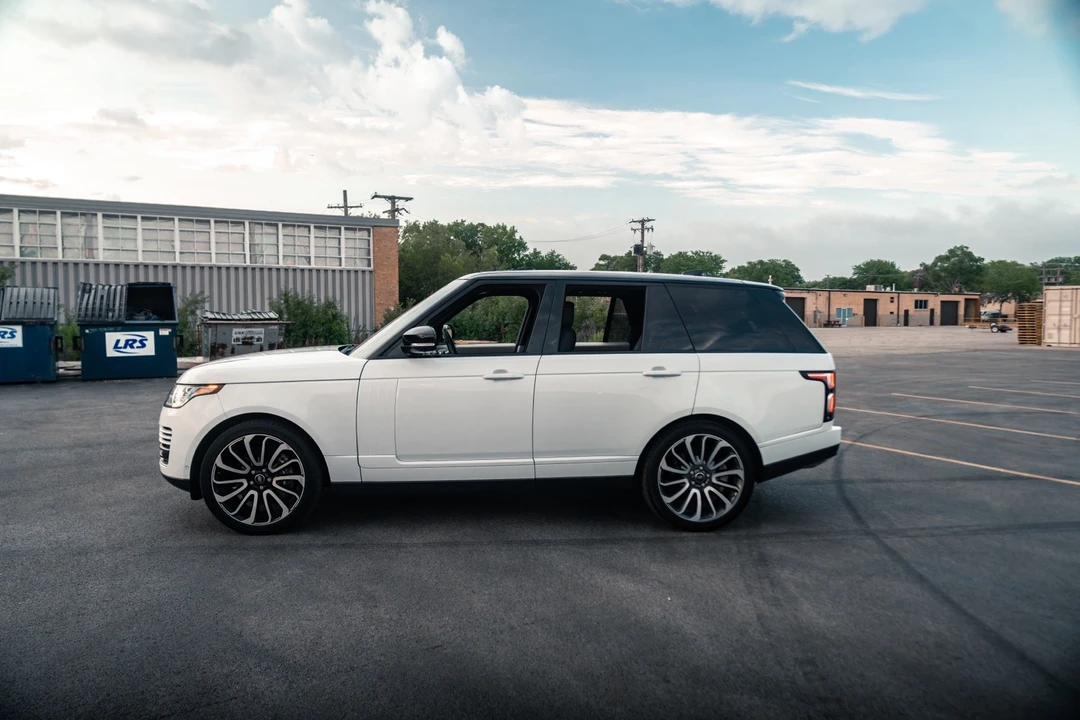 2018 Land Rover Range Rover L405 - Image 4 of 24
