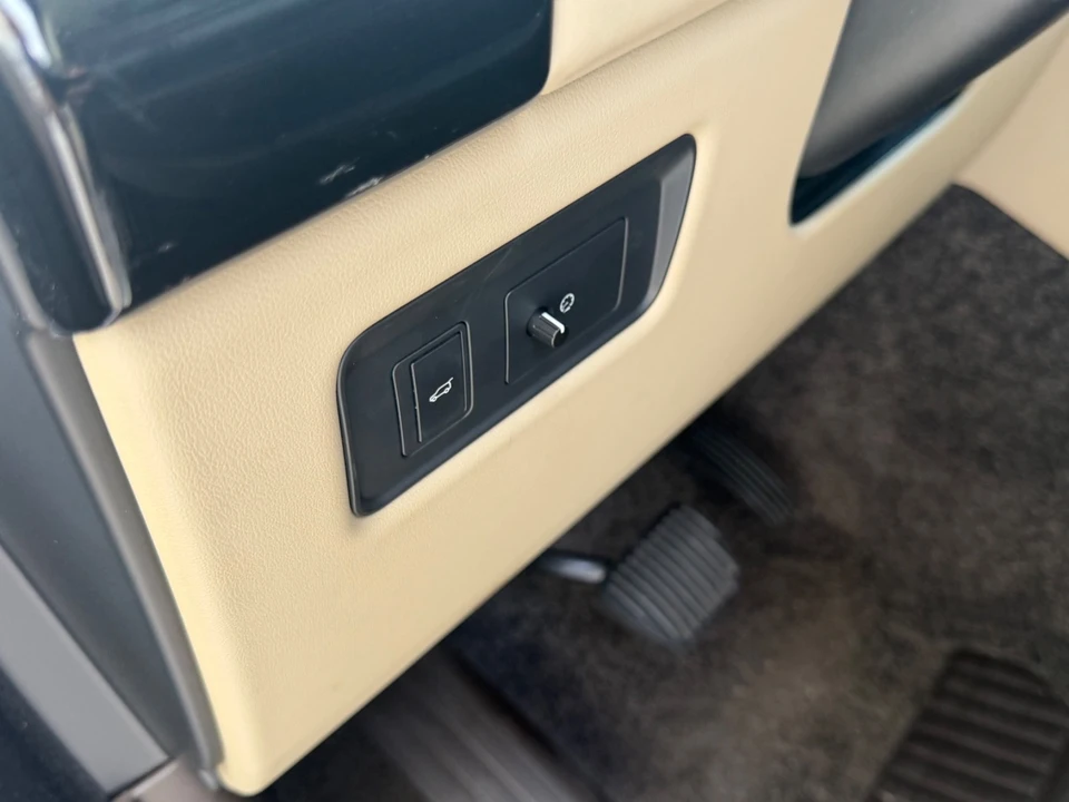 2018 Land Rover Range Rover L405 - Image 29 of 31