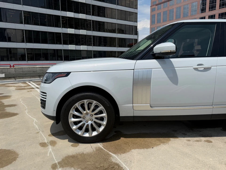 2018 Land Rover Range Rover L405 - Image 4 of 31
