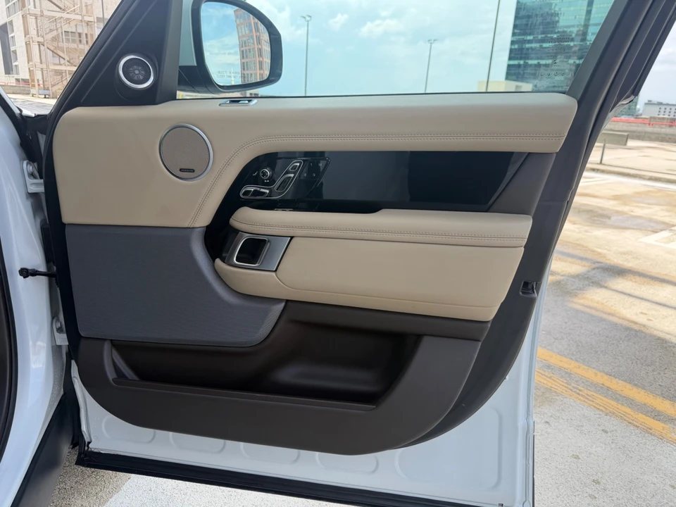 2018 Land Rover Range Rover L405 - Image 25 of 31