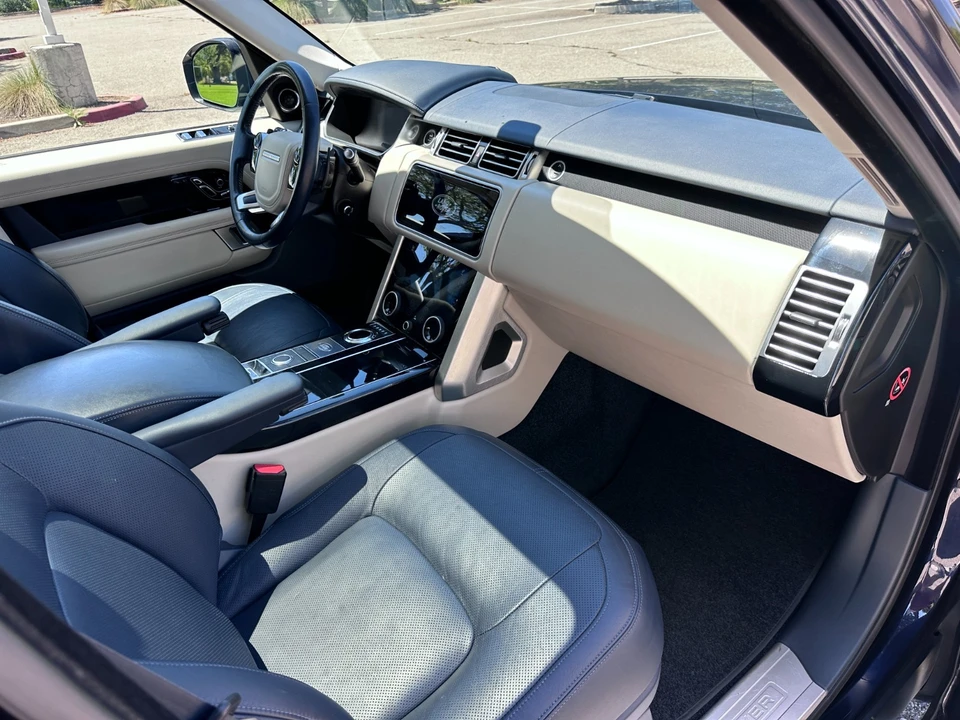 2018 Land Rover Range Rover L405 - Image 19 of 31