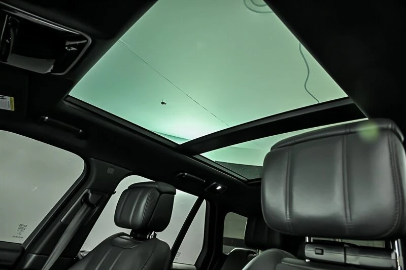2018 Land Rover Range Rover L405 - Image 18 of 31