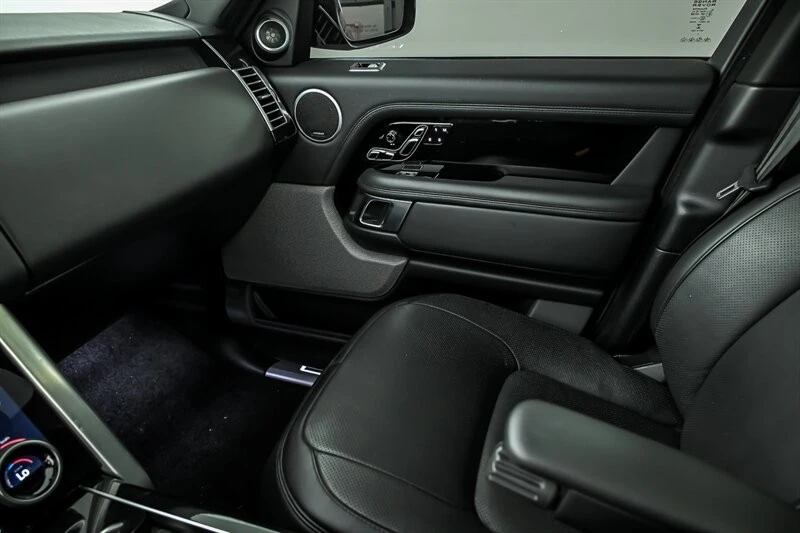 2018 Land Rover Range Rover L405 - Image 31 of 31